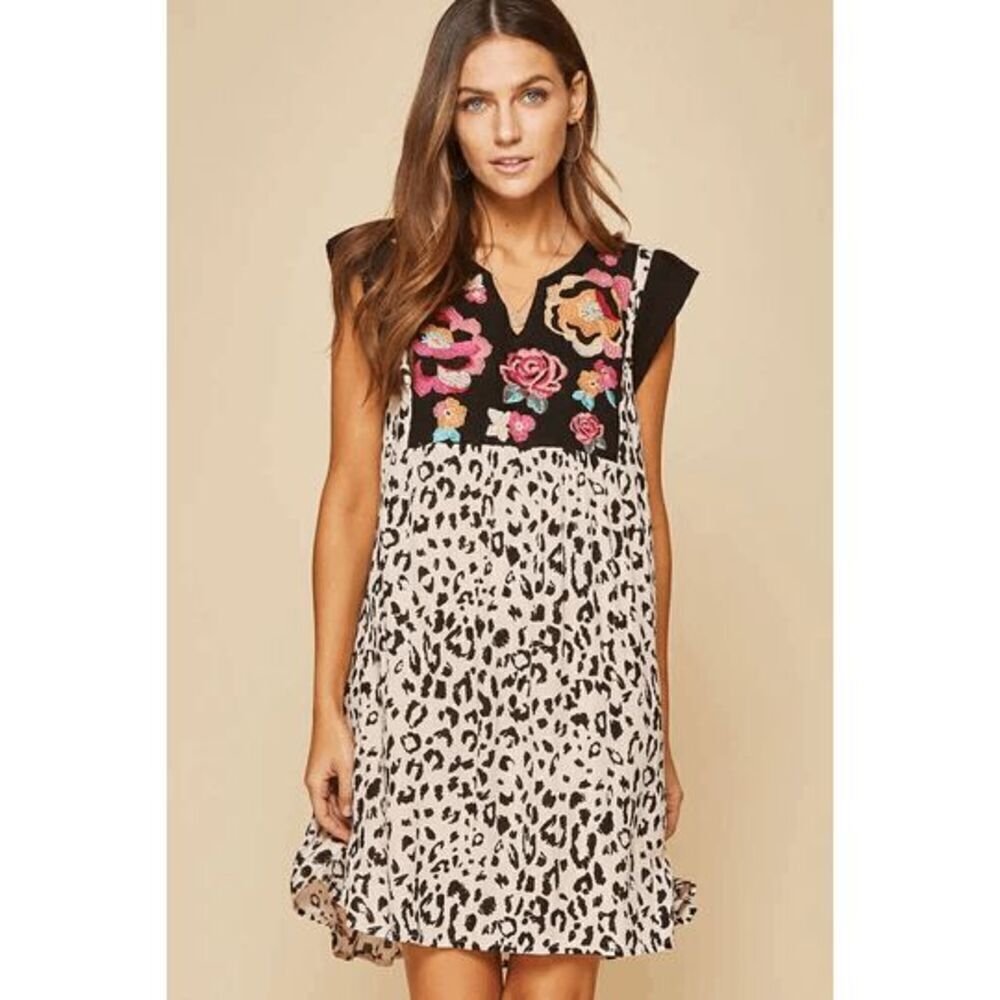 Savanna Jane Leopard Animal Floral Embroidered Mini Dress Women's Size Small